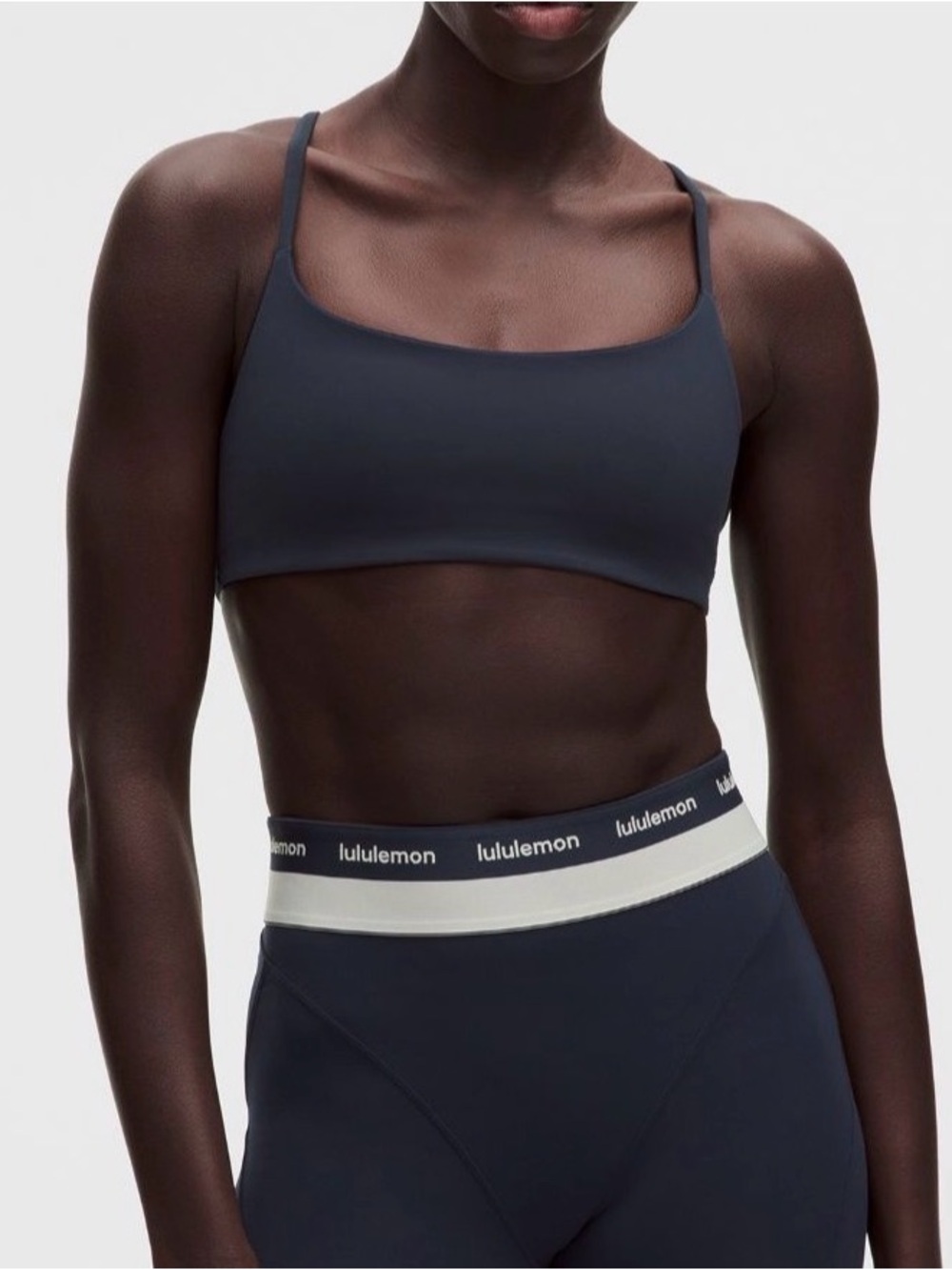 Wunder train strappy racer bra in true navy
